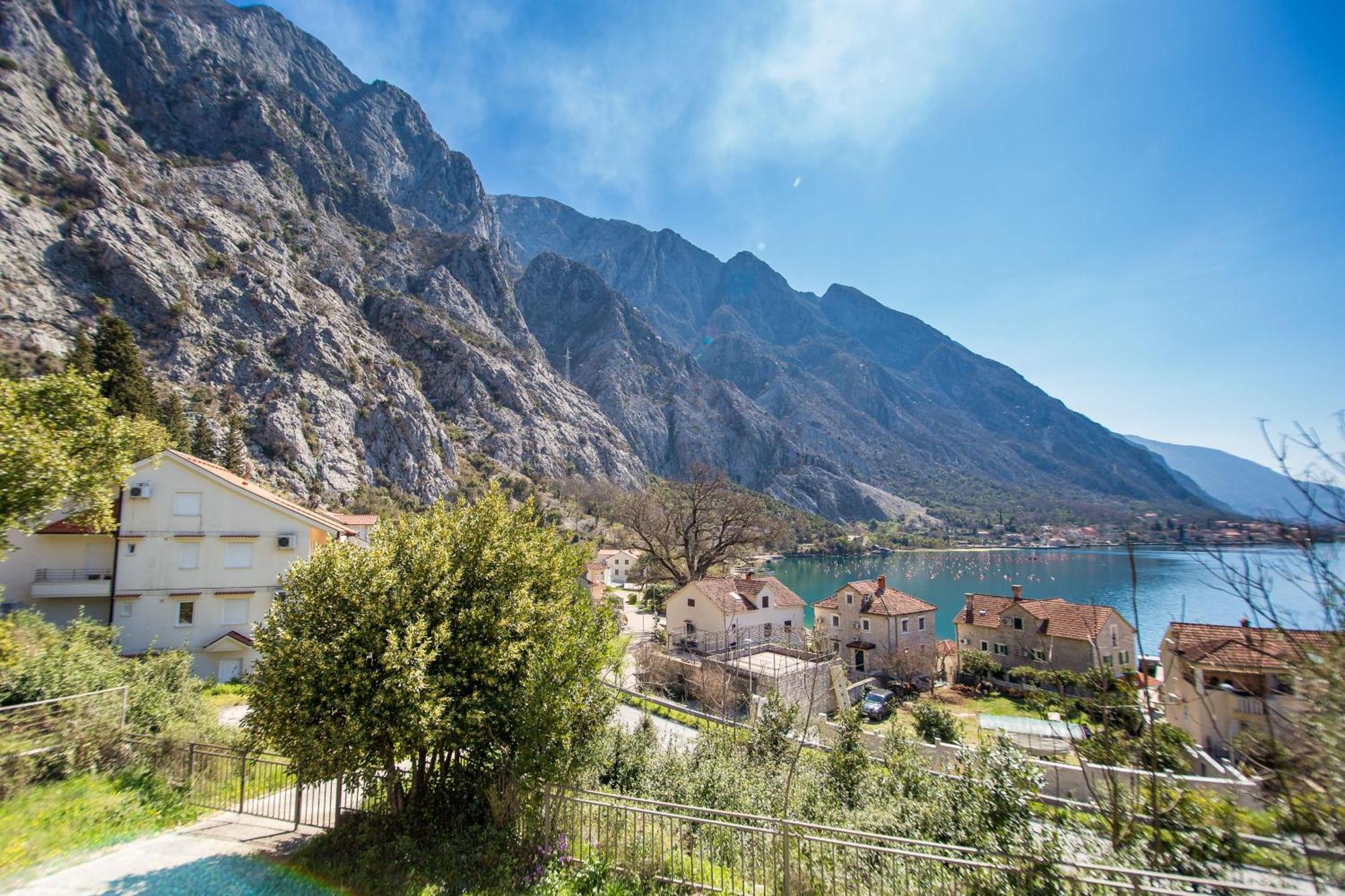Apartments Lav Kotor Exterior foto